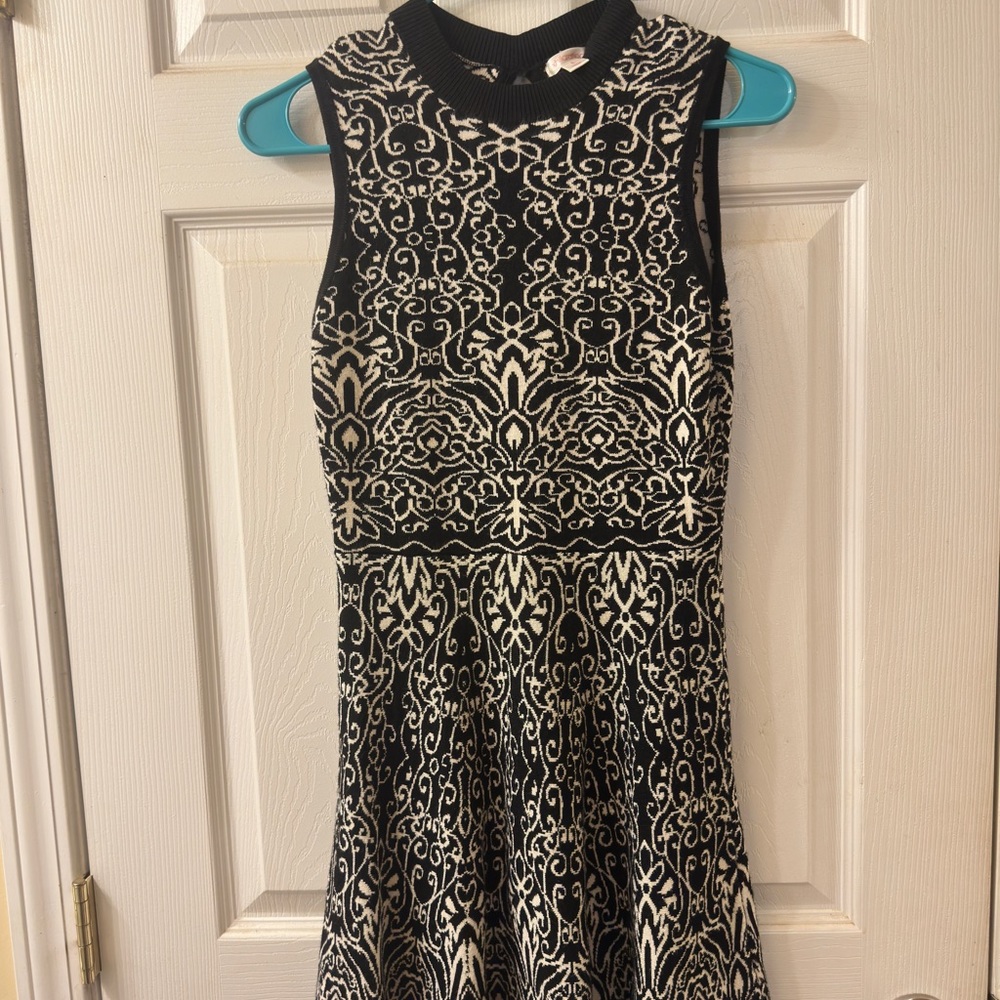 Knot dress.